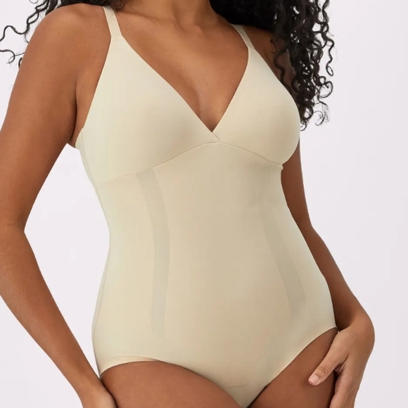 Bali Other - Bali Ultimate Smoothing Firm Control Bodysuit in Almond Large NWT